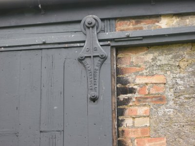 Door_Hanger_Calverton-0